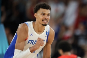 文班亚马直播_NBA文班亚马直播_文班亚马在线观看